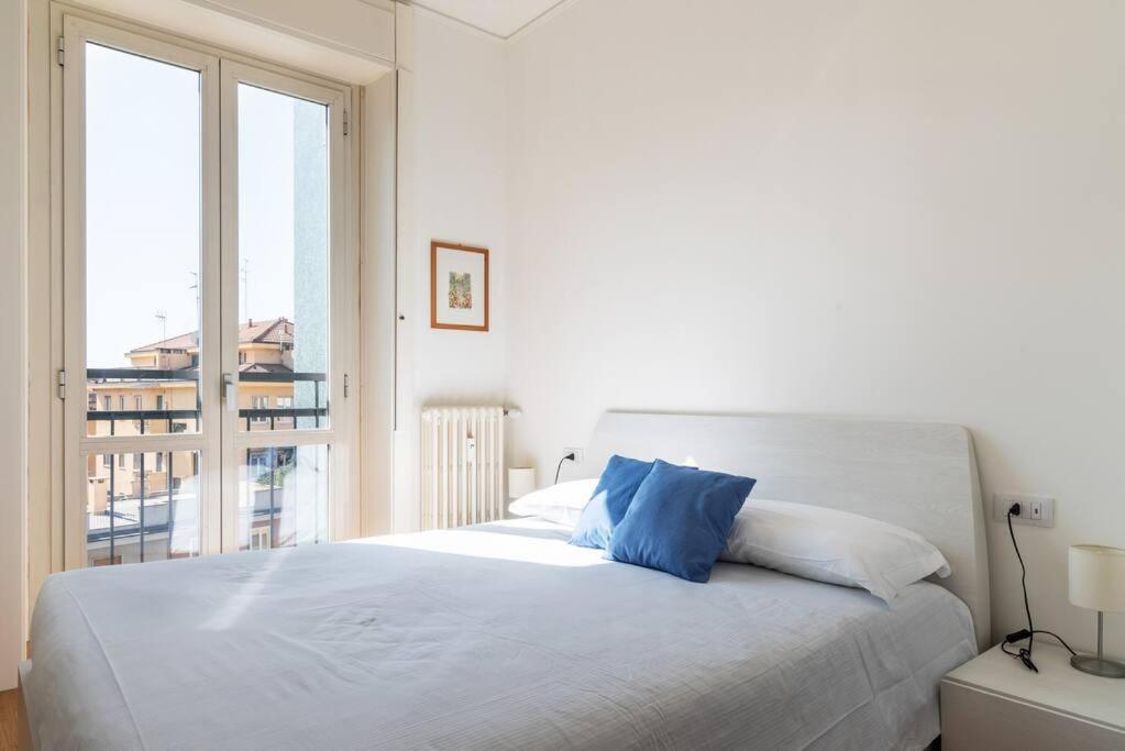 Elegante Bilocale San Calocero Apartment Milan Exterior photo