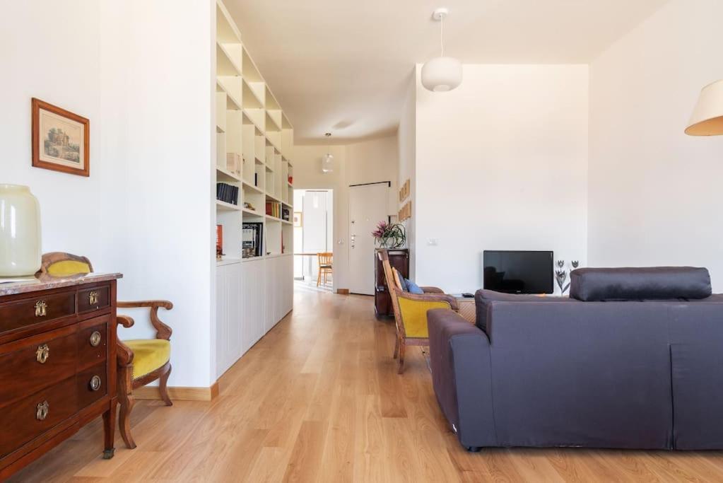 Elegante Bilocale San Calocero Apartment Milan Exterior photo