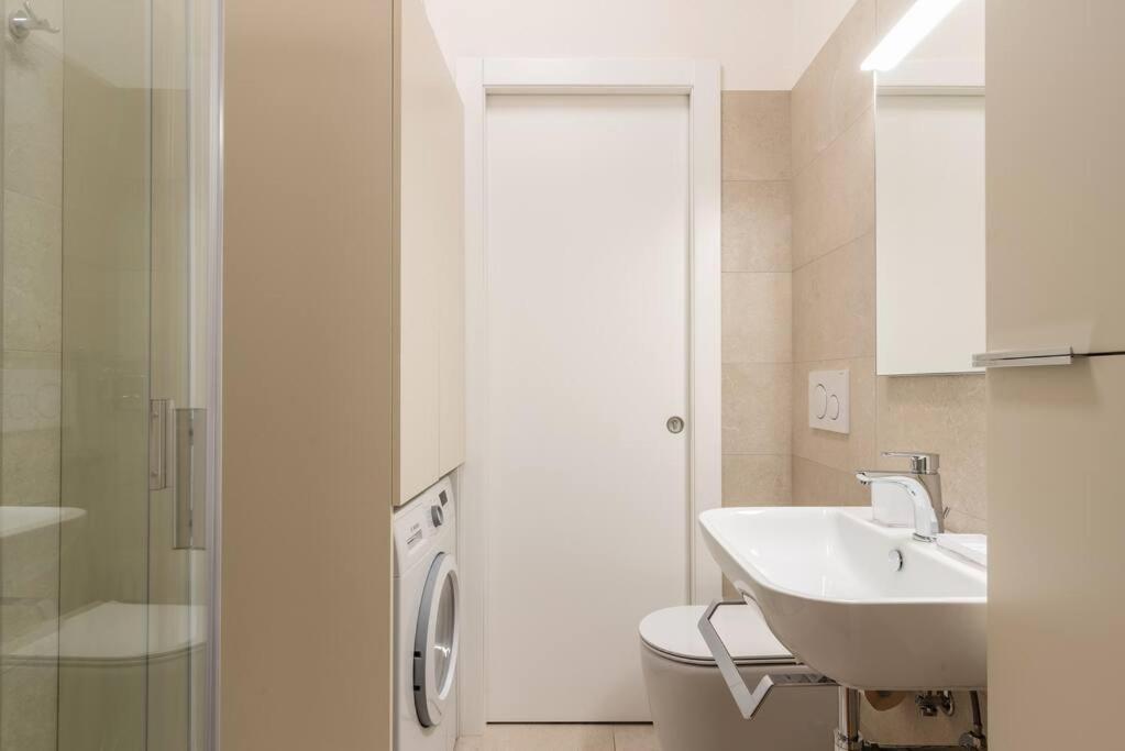 Elegante Bilocale San Calocero Apartment Milan Exterior photo