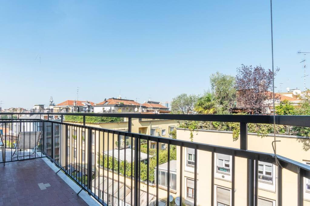 Elegante Bilocale San Calocero Apartment Milan Exterior photo